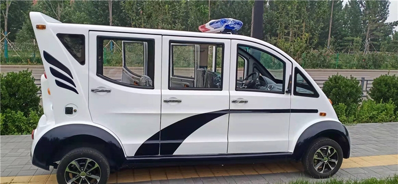 加查警用巡逻车